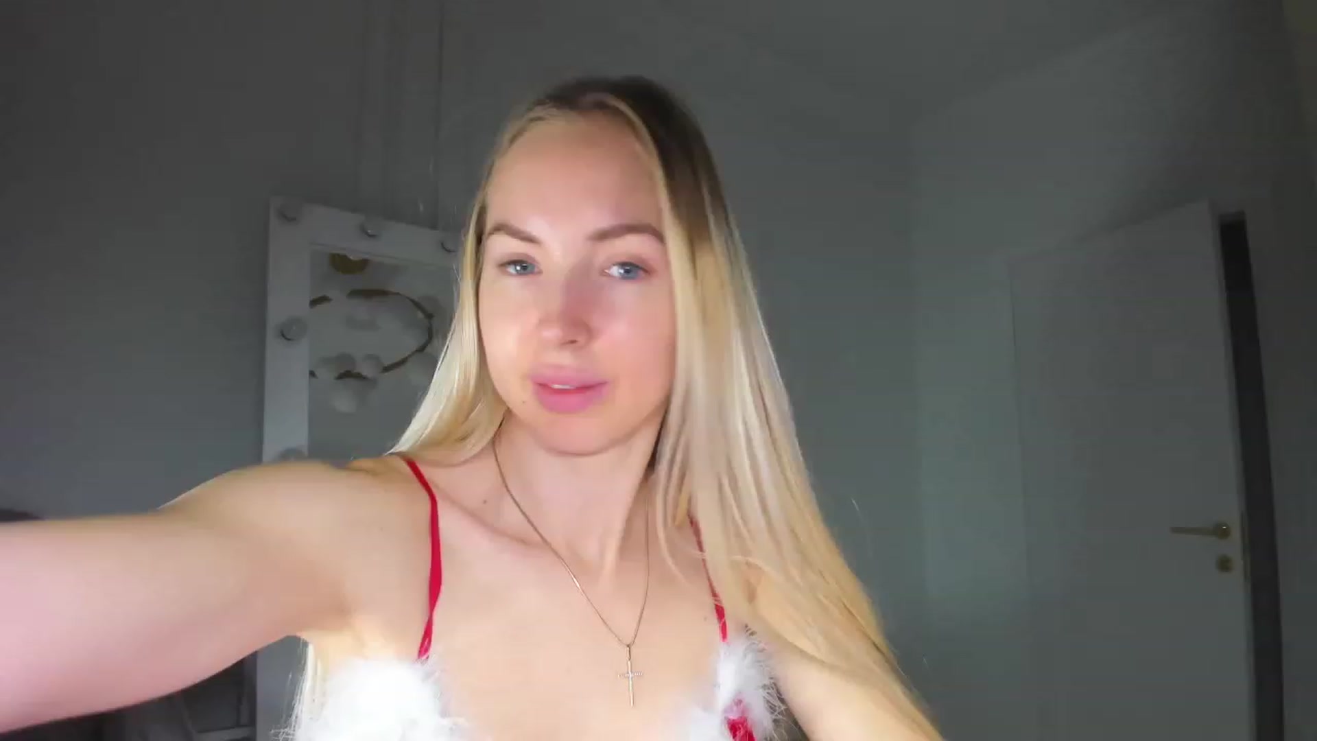 Gallery image thumbnail from BarbieX's myfreecams stream on, 12/25/2023, 08:42 image 11 of 20