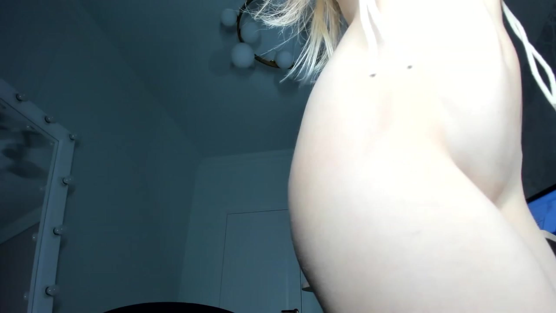 Gallery image thumbnail from BarbieX's myfreecams stream on, 12/29/2023, 06:40 image 4 of 20