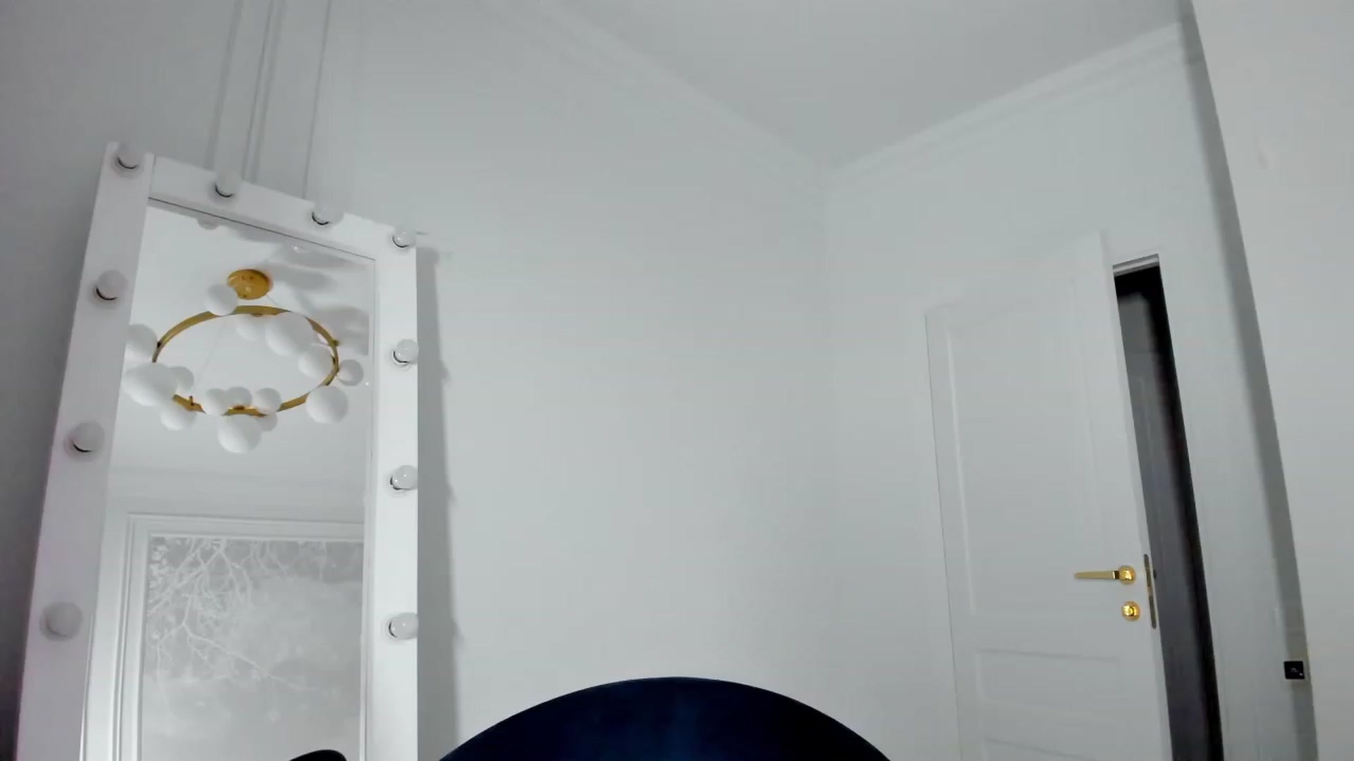 Gallery image thumbnail from BarbieX's myfreecams stream on, 01/08/2024, 09:37 image 3 of 20