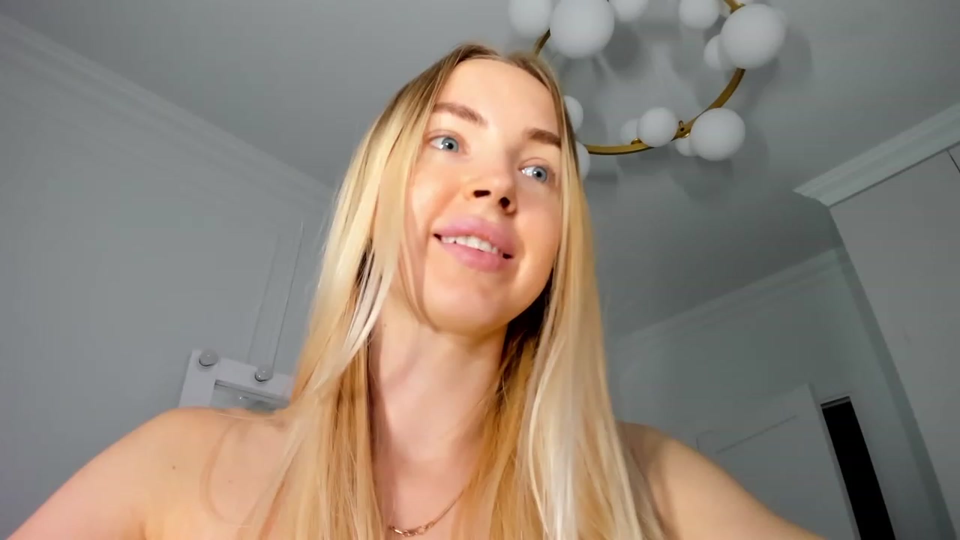 Gallery image thumbnail from BarbieX's myfreecams stream on, 01/08/2024, 11:49 image 20 of 20