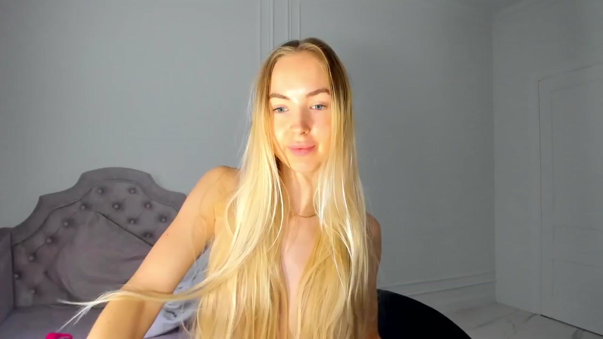 Gallery image thumbnail from BarbieX's myfreecams stream on, 02/15/2024, 08:52 image 15 of 20