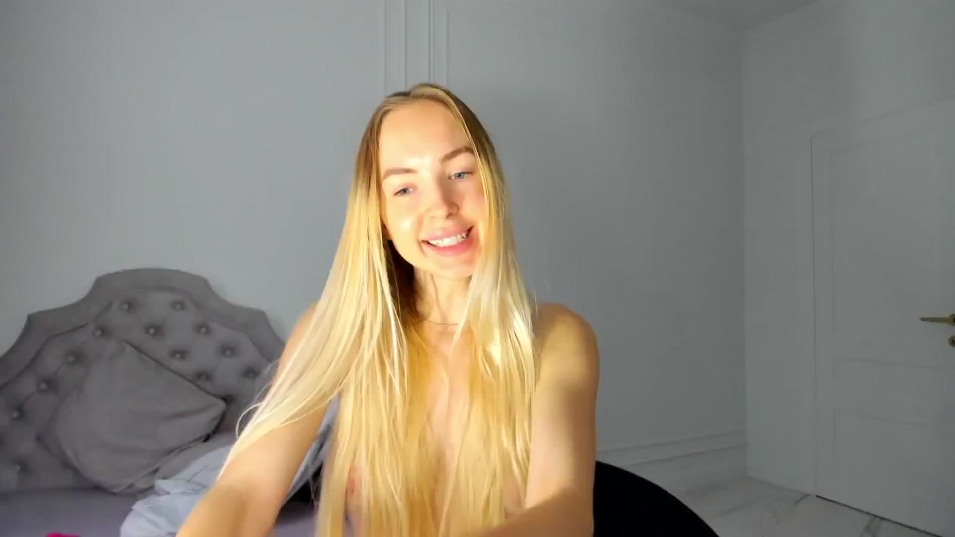 Gallery image thumbnail from BarbieX's myfreecams stream on, 02/15/2024, 08:52 image 18 of 20