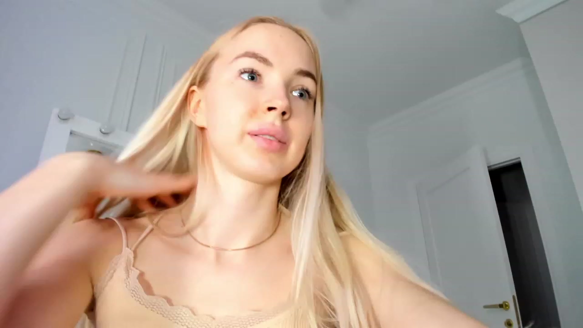 Gallery image thumbnail from BarbieX's myfreecams stream on, 03/15/2024, 10:53 image 8 of 20