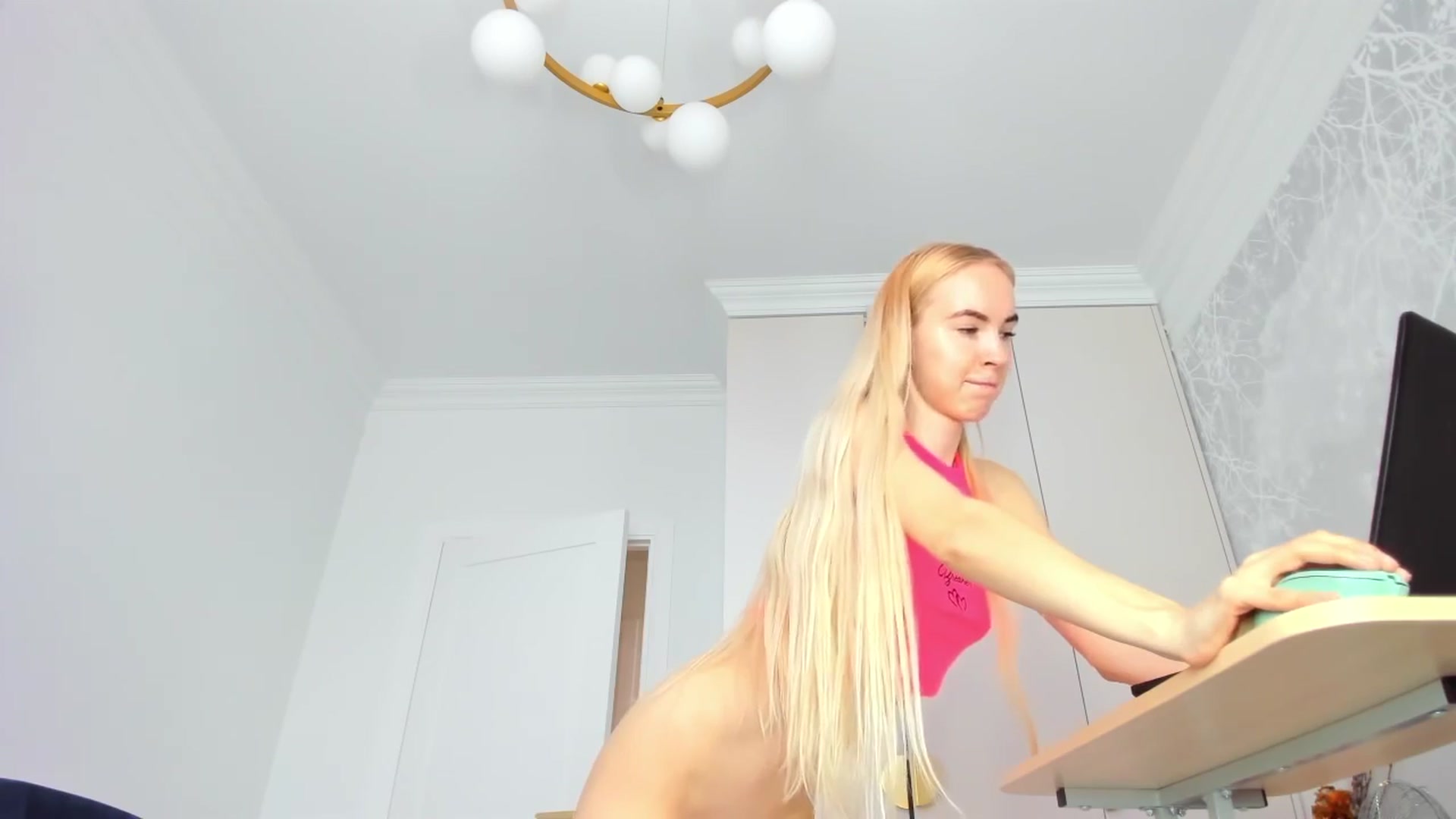 Gallery image thumbnail from BarbieX's myfreecams stream on, 03/30/2024, 07:27 image 17 of 20