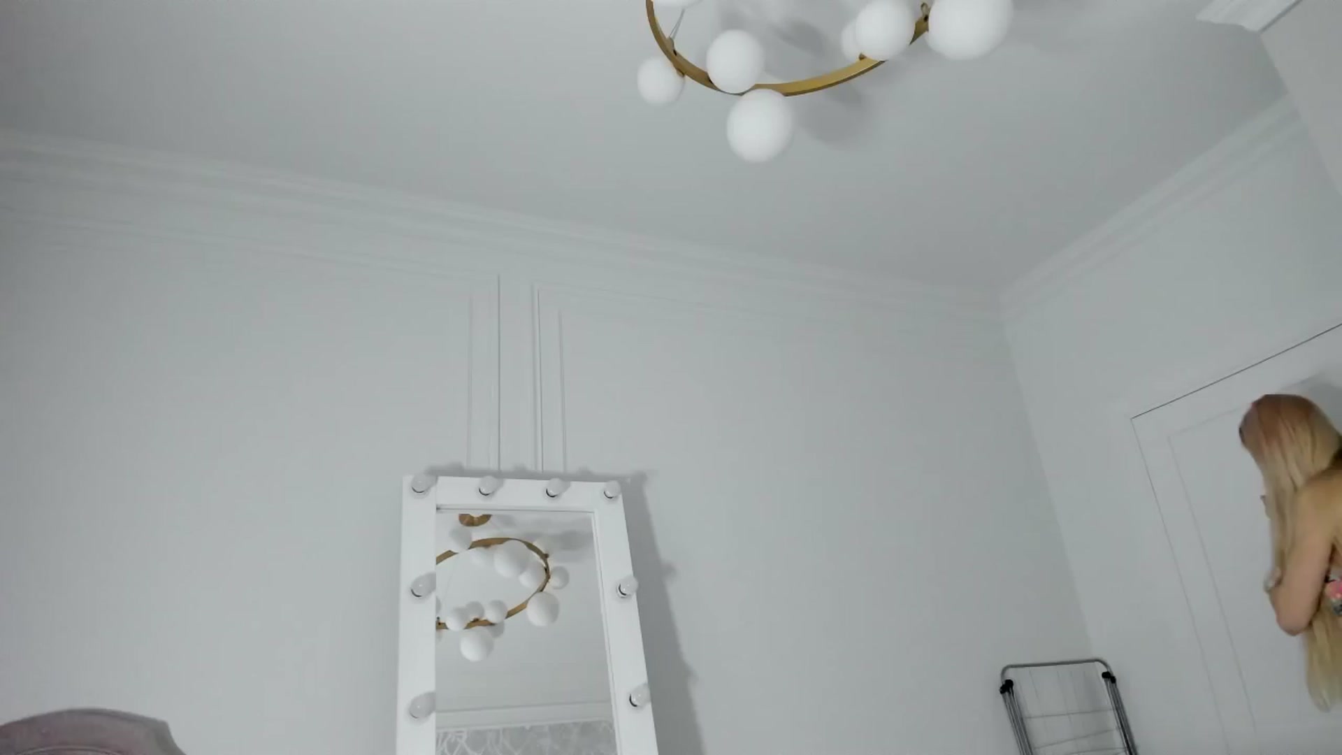 Gallery image thumbnail from BarbieX's myfreecams stream on, 04/15/2024, 04:21 image 15 of 20