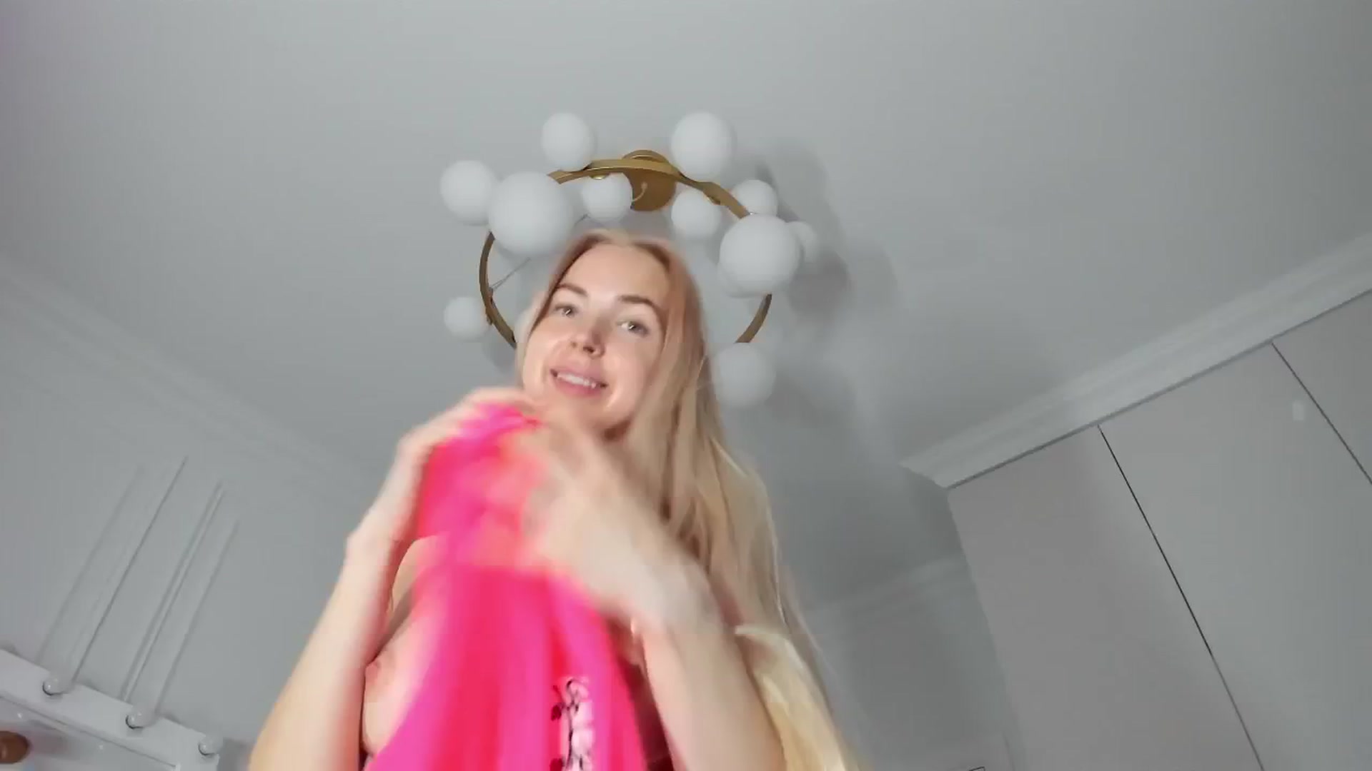 Gallery image thumbnail from BarbieX's myfreecams stream on, 04/16/2024, 07:15 image 2 of 20