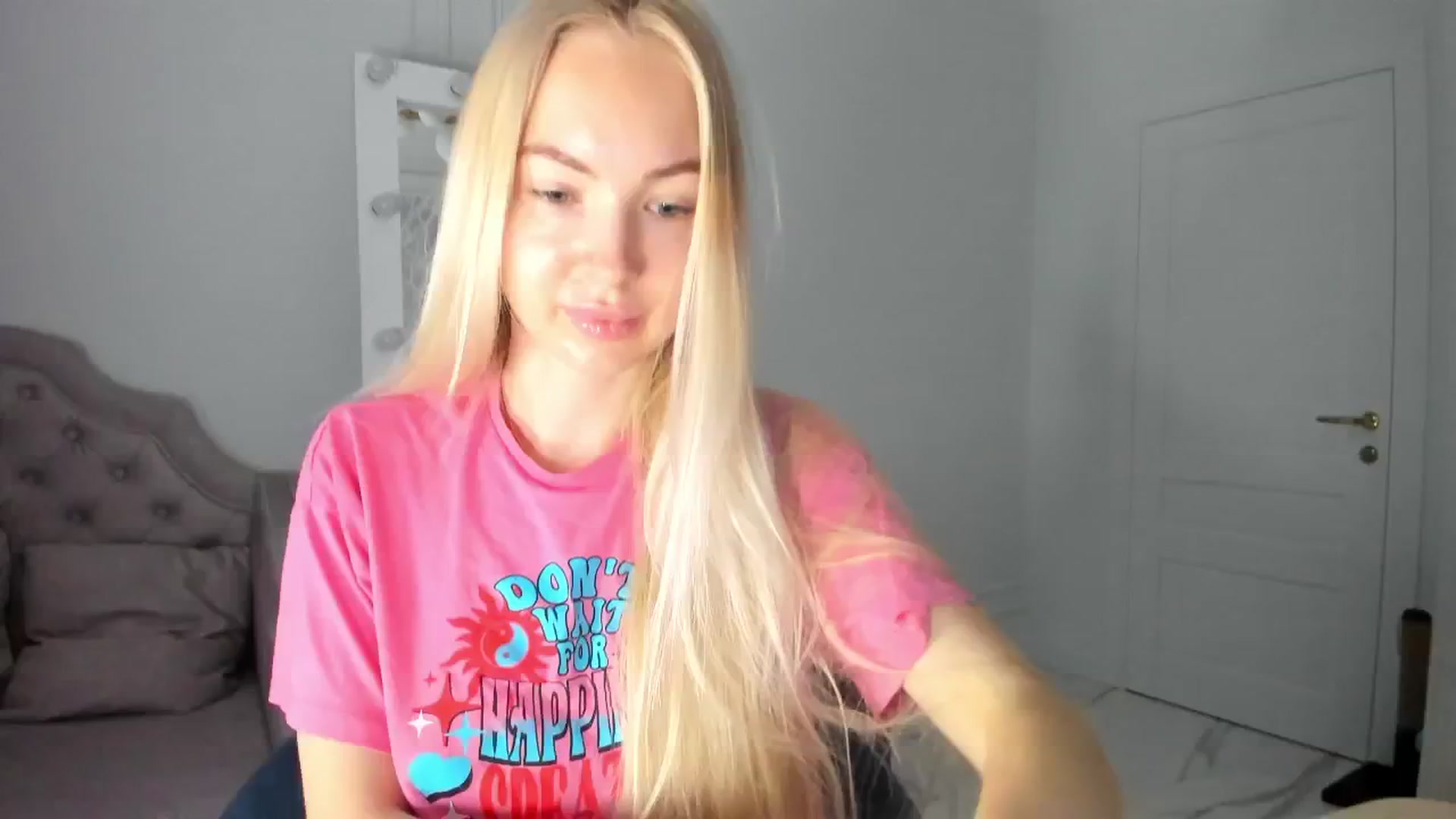 Gallery image thumbnail from BarbieX's myfreecams stream on, 04/25/2024, 03:56 image 19 of 20