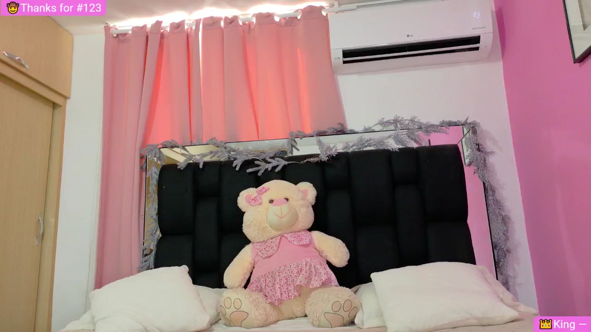 Gallery image thumbnail from Barbie_Ass01's myfreecams stream on, 02/07/2025, 19:40 image 3 of 20