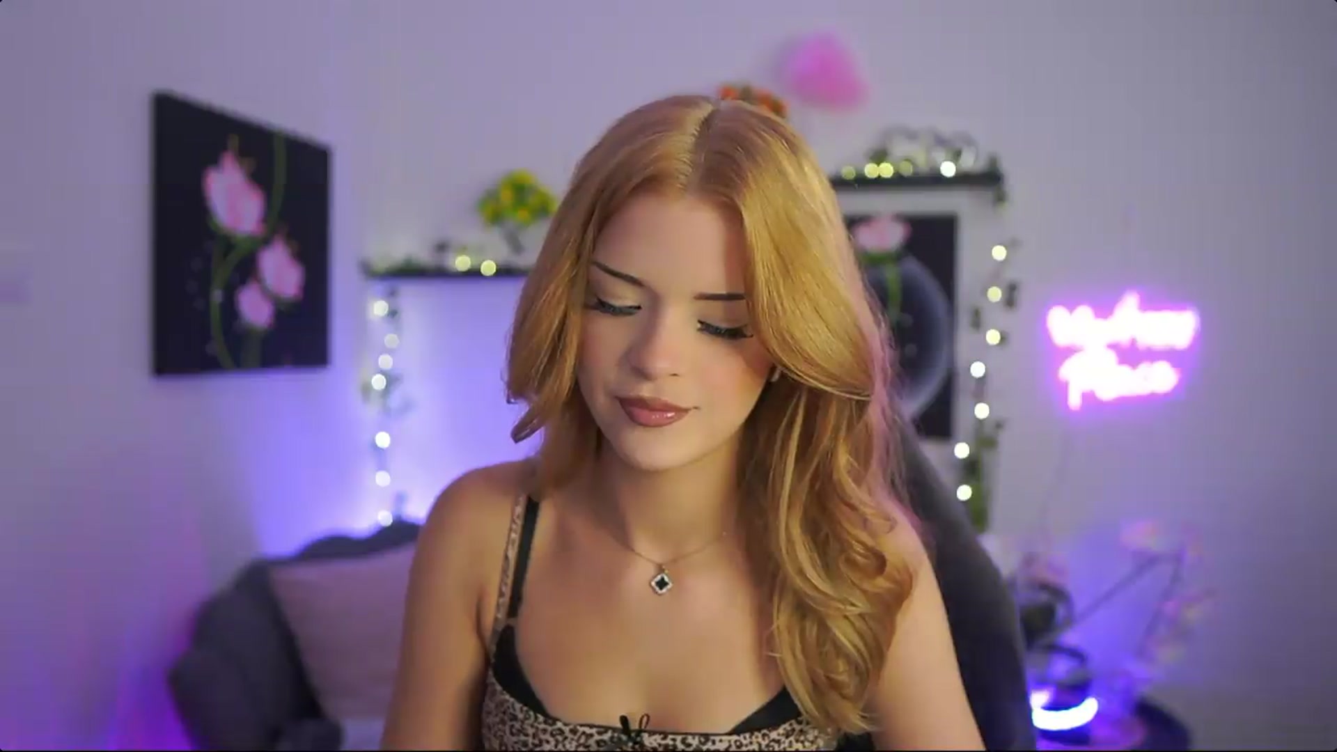 Gallery image thumbnail from Barbie_Bree's myfreecams stream on, 08/06/2026, 14:17 image 19 of 20