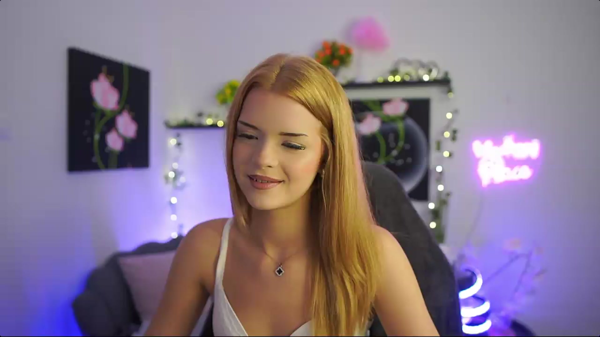Gallery image thumbnail from Barbie_Bree's myfreecams stream on, 08/07/2026, 15:08 image 13 of 20