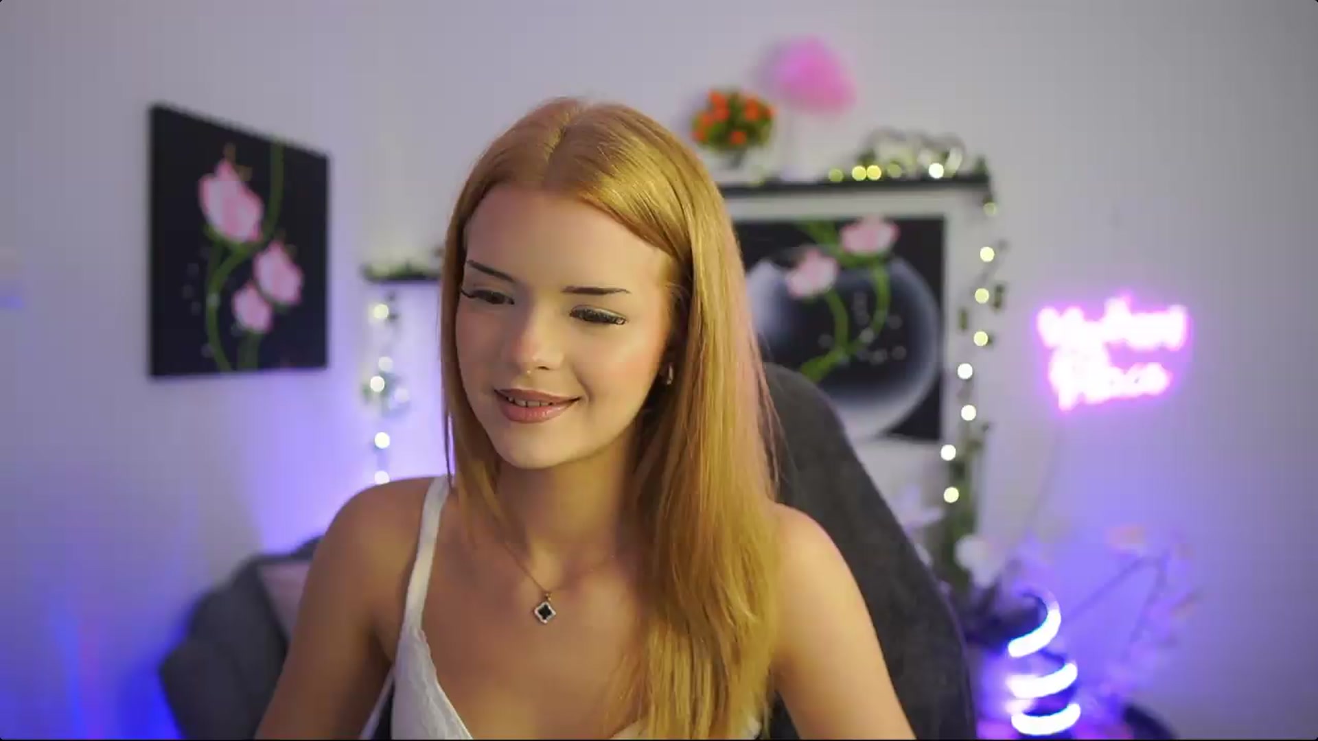 Gallery image thumbnail from Barbie_Bree's myfreecams stream on, 08/07/2026, 15:08 image 4 of 20
