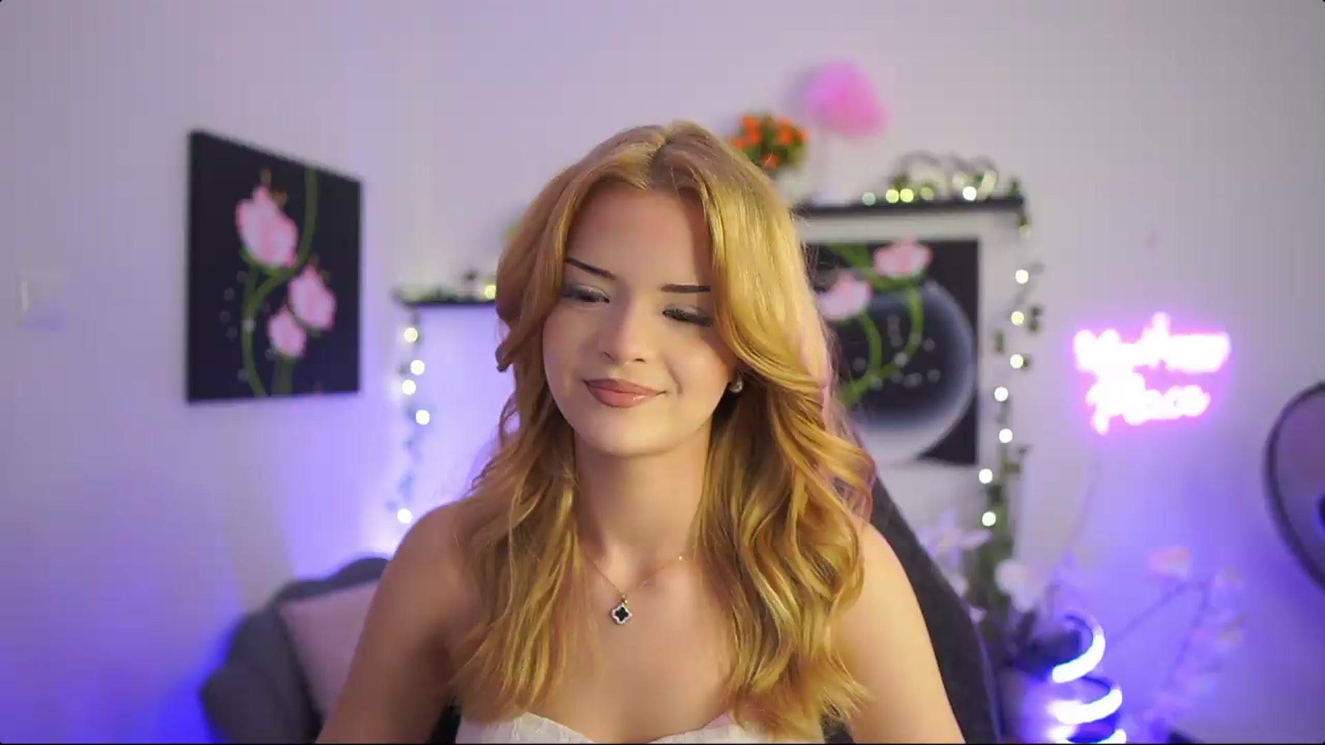 Gallery image thumbnail from Barbie_Bree's myfreecams stream on, 08/12/2026, 14:40 image 7 of 20