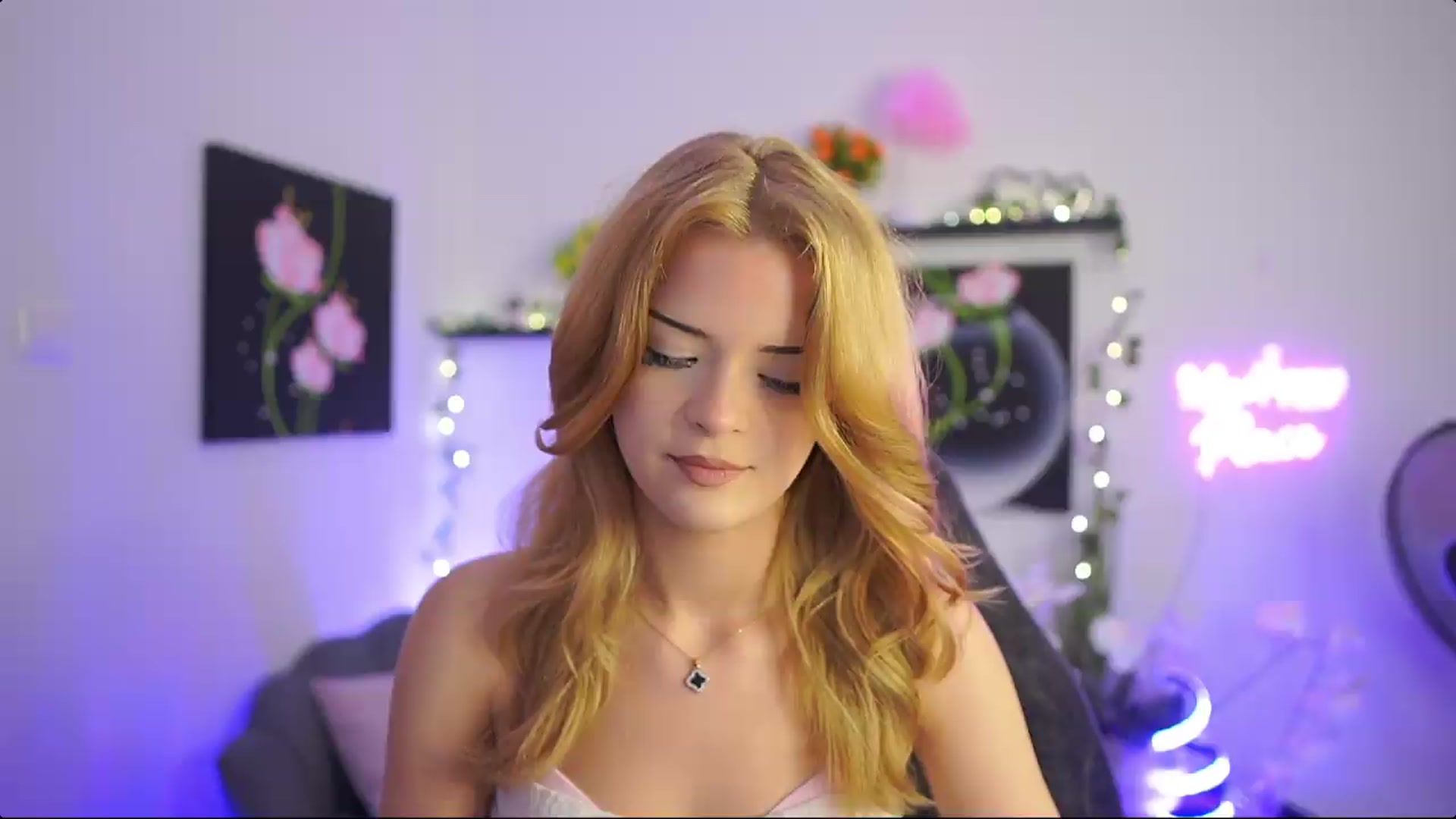 Gallery image thumbnail from Barbie_Bree's myfreecams stream on, 08/12/2026, 15:29 image 1 of 20