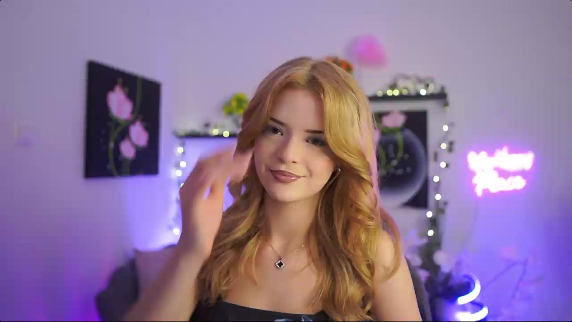 Gallery image thumbnail from Barbie_Bree's myfreecams stream on, 08/13/2026, 13:57 image 5 of 20