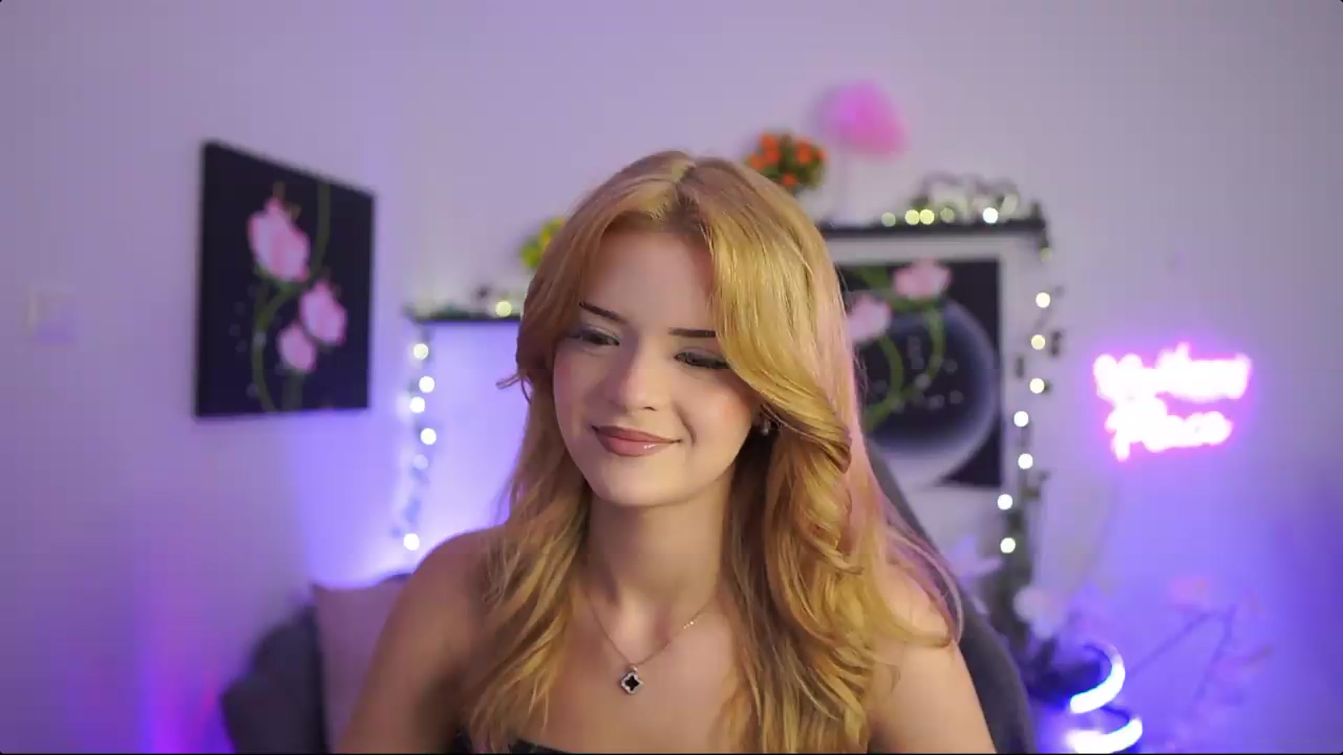Gallery image thumbnail from Barbie_Bree's myfreecams stream on, 08/13/2026, 14:38 image 6 of 20