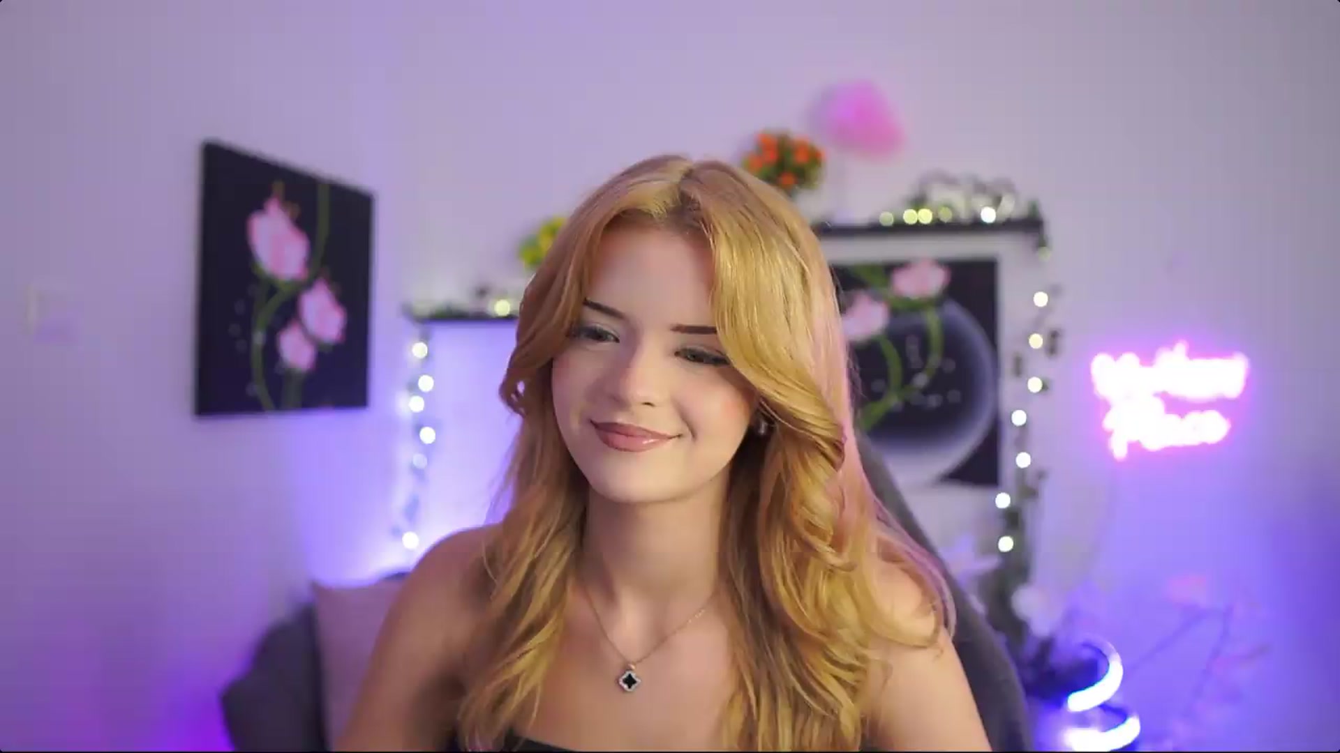 Gallery image thumbnail from Barbie_Bree's myfreecams stream on, 08/13/2026, 14:38 image 1 of 20