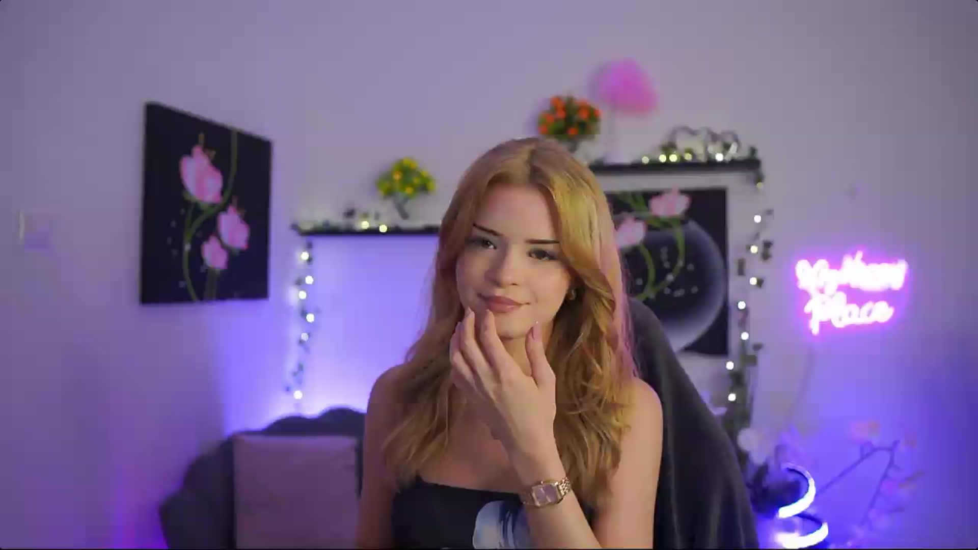 Gallery image thumbnail from Barbie_Bree's myfreecams stream on, 08/13/2026, 17:22 image 10 of 20