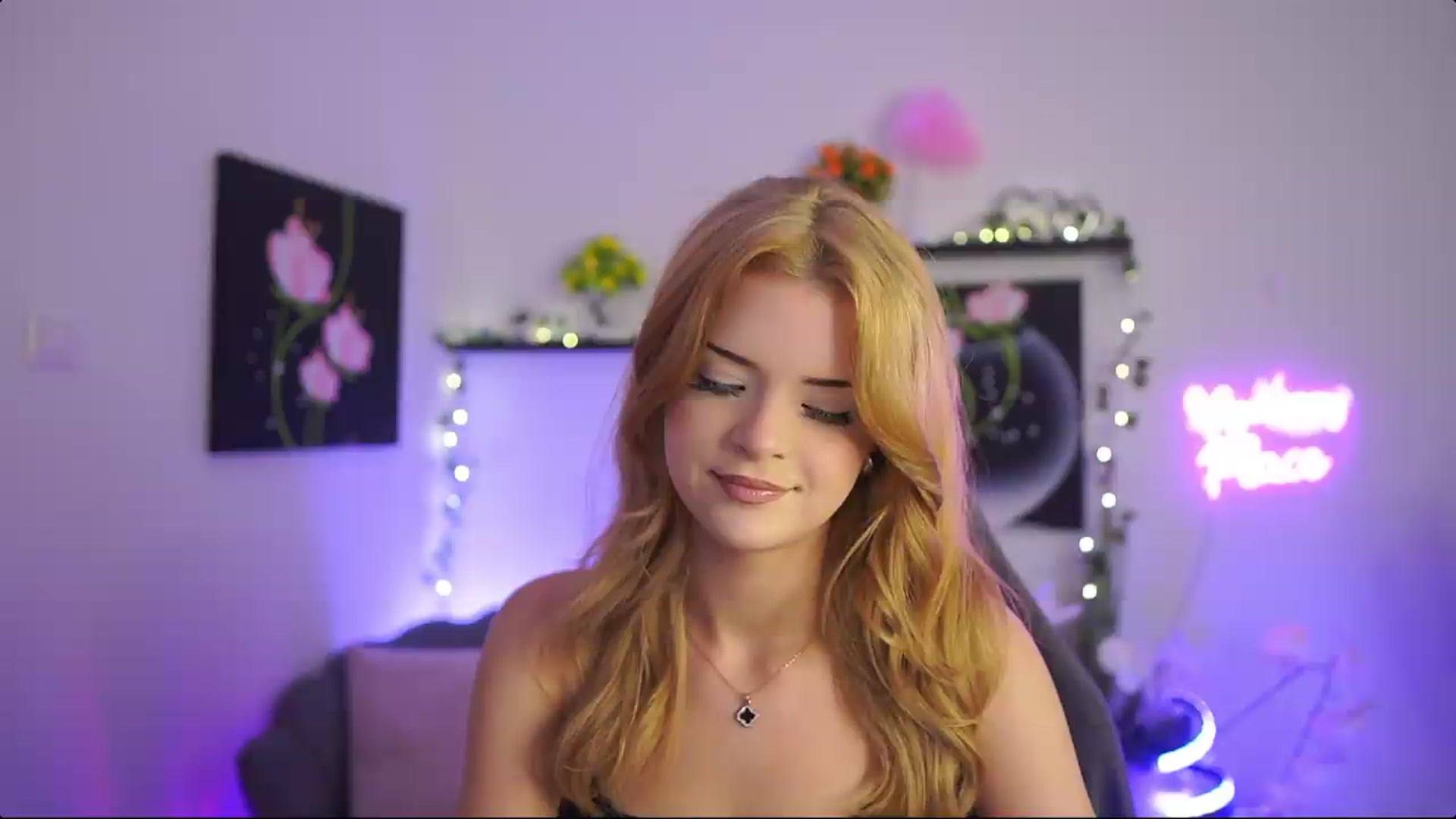 Gallery image thumbnail from Barbie_Bree's myfreecams stream on, 08/13/2026, 17:22 image 11 of 20
