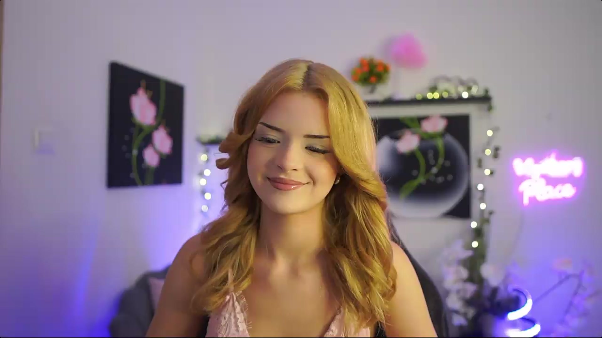 Gallery image thumbnail from Barbie_Bree's myfreecams stream on, 08/14/2026, 14:41 image 14 of 20