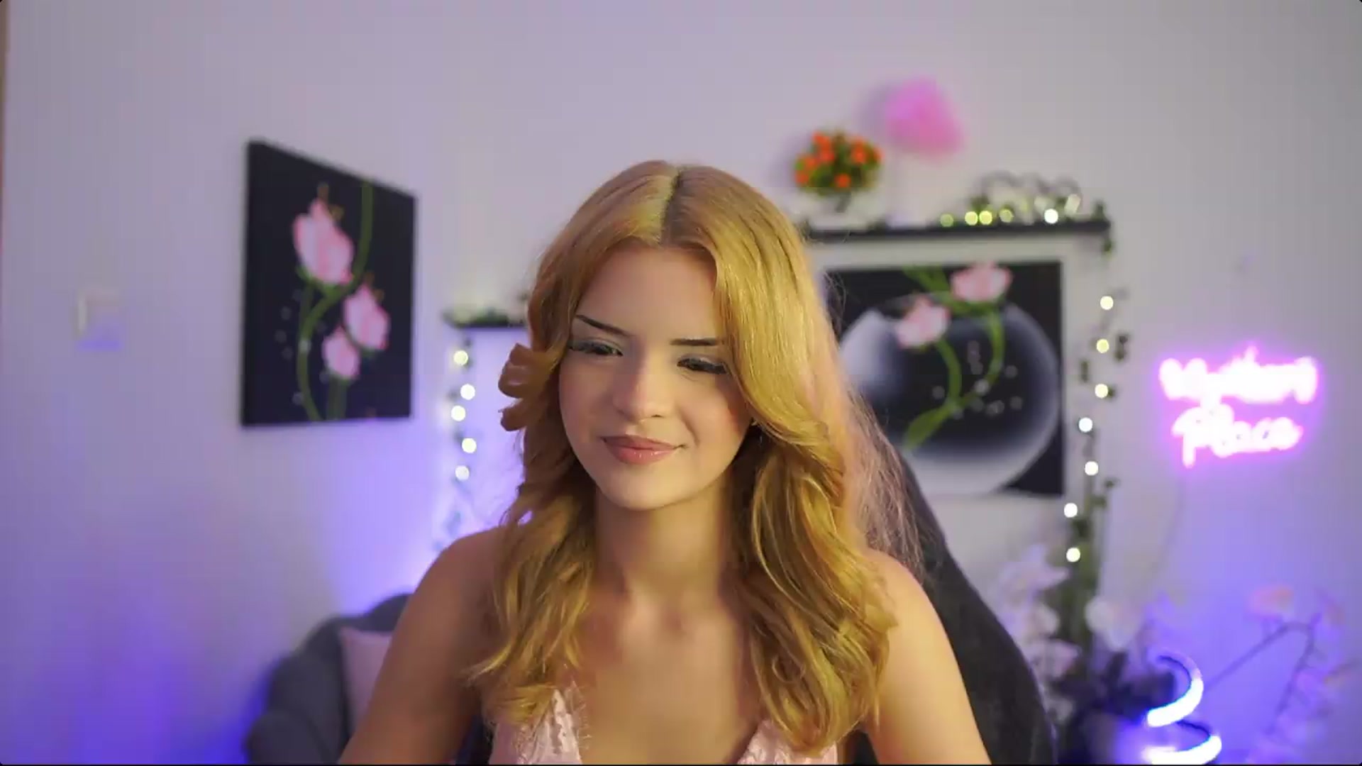 Gallery image thumbnail from Barbie_Bree's myfreecams stream on, 08/14/2026, 17:40 image 11 of 20