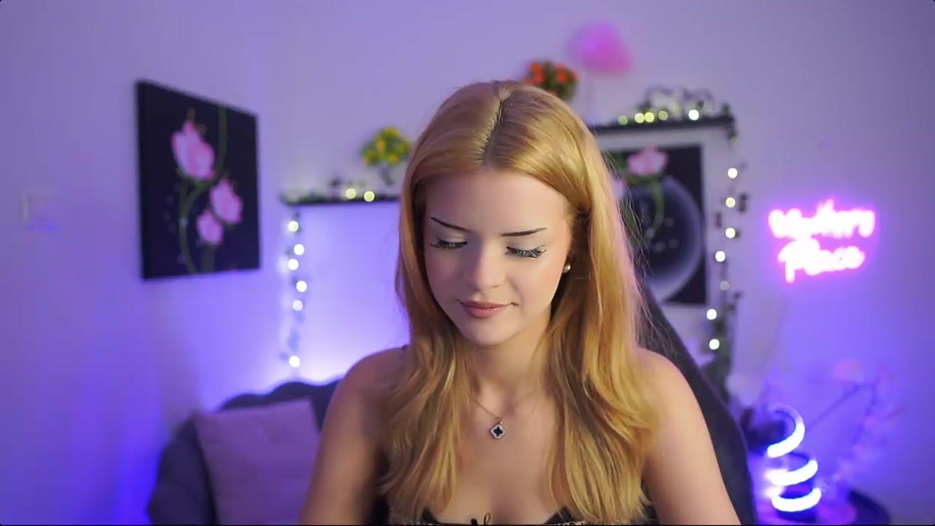 Gallery image thumbnail from Barbie_Bree's myfreecams stream on, 08/15/2026, 17:44 image 18 of 20