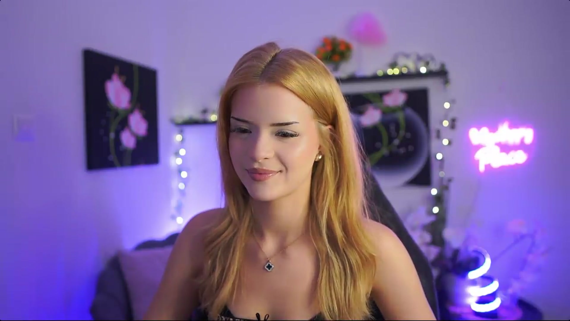 Gallery image thumbnail from Barbie_Bree's myfreecams stream on, 08/15/2026, 17:44 image 7 of 20