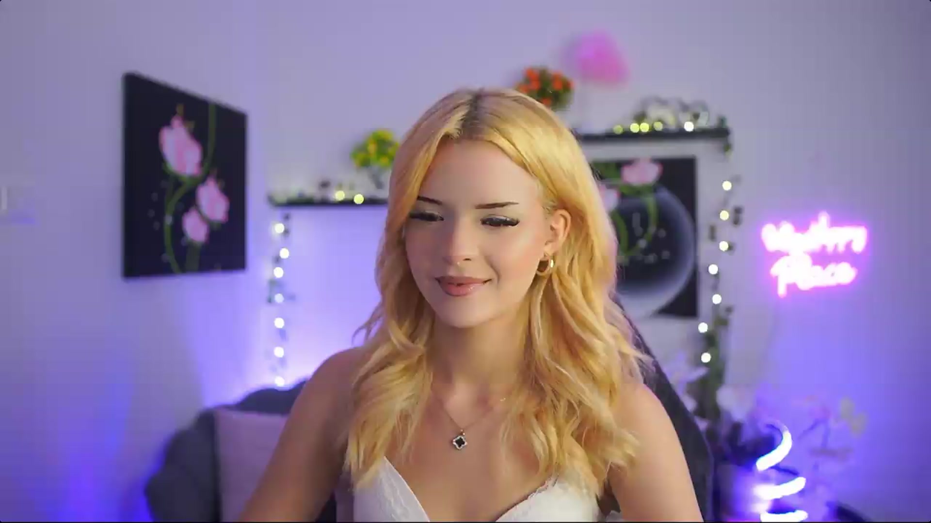Gallery image thumbnail from Barbie_Bree's myfreecams stream on, 08/21/2026, 14:56 image 20 of 20