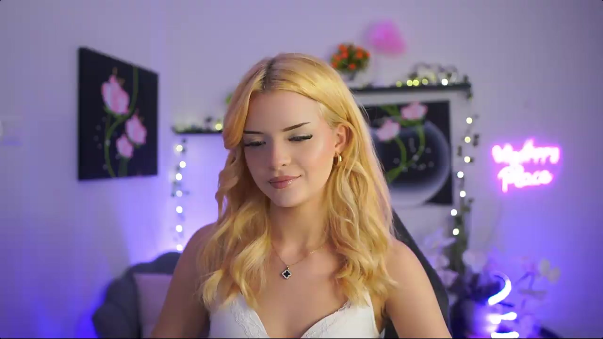 Gallery image thumbnail from Barbie_Bree's myfreecams stream on, 08/21/2026, 17:50 image 18 of 20