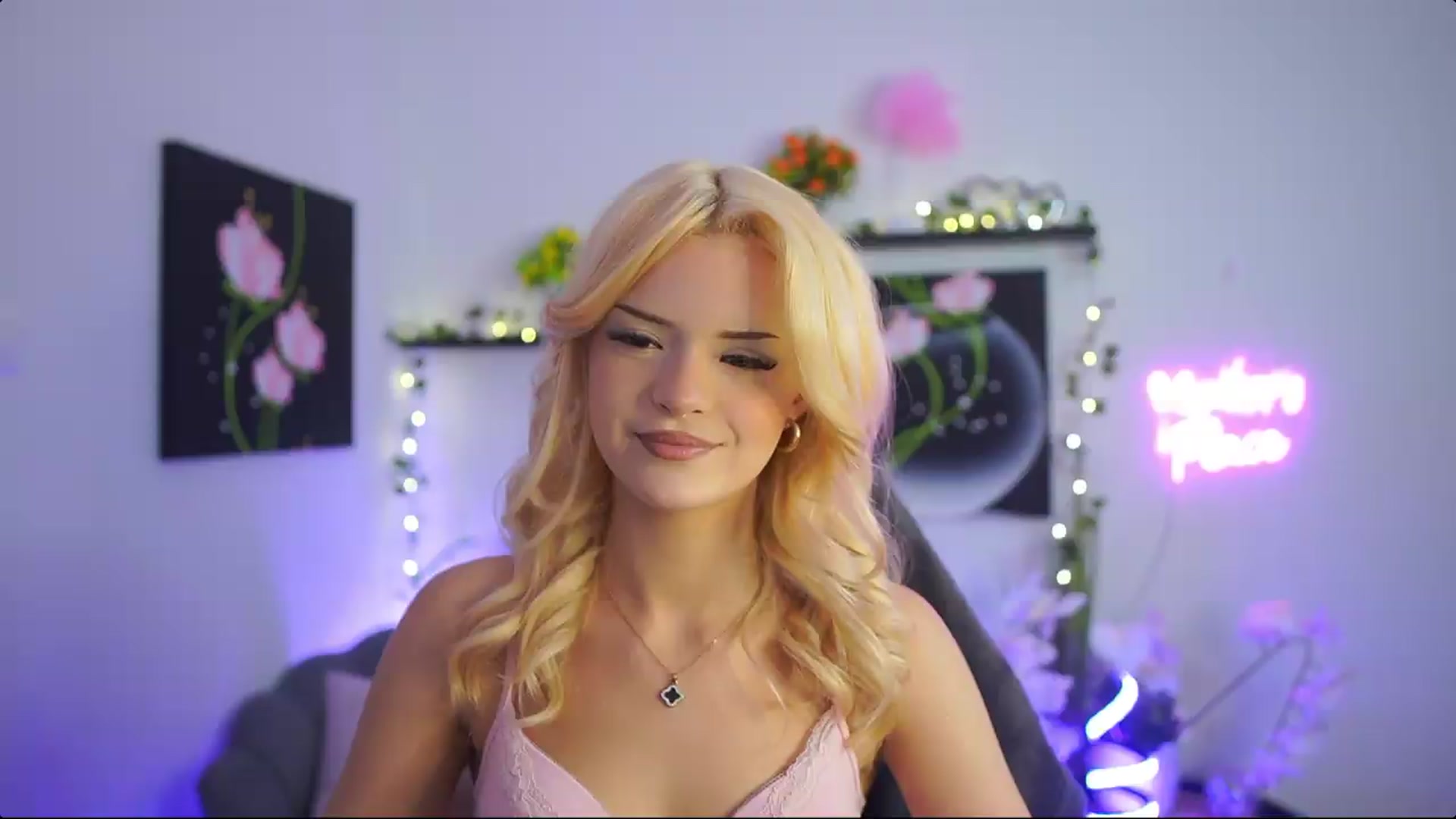 Gallery image thumbnail from Barbie_Bree's myfreecams stream on, 08/22/2026, 14:57 image 3 of 20