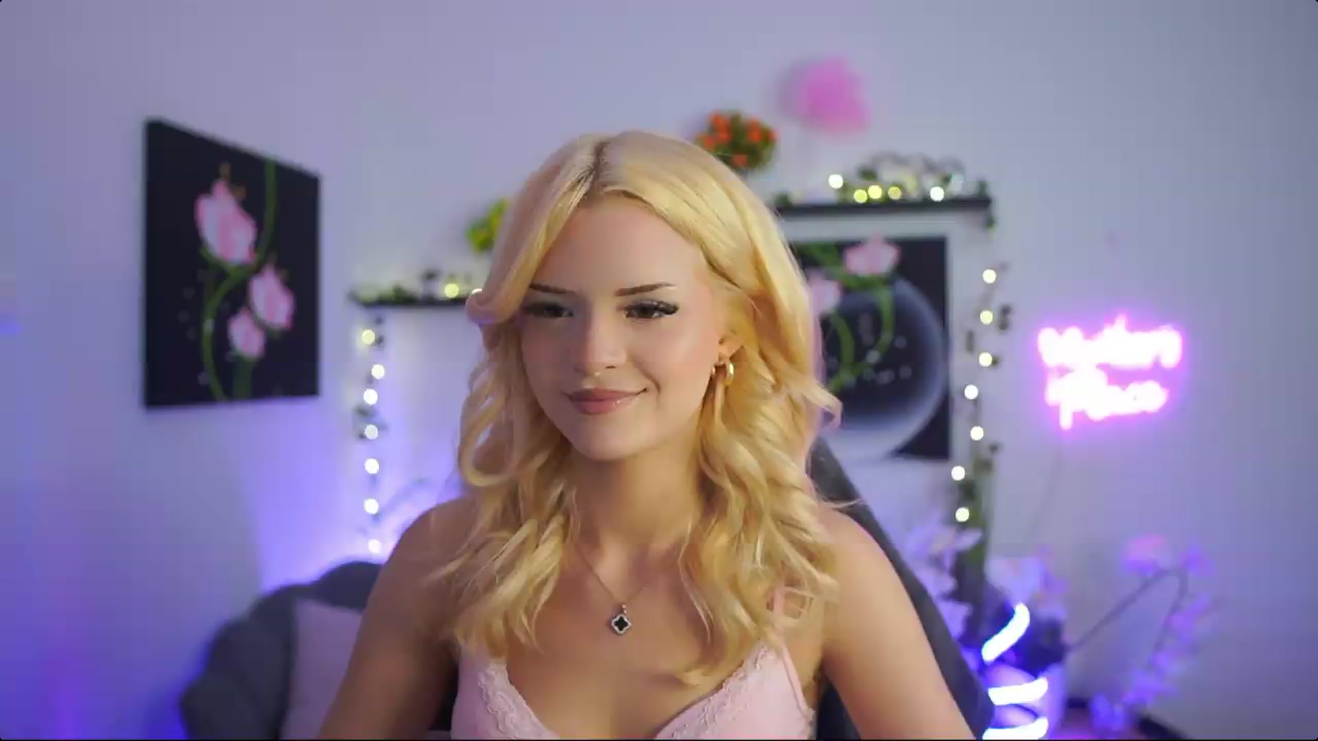 Gallery image thumbnail from Barbie_Bree's myfreecams stream on, 08/22/2026, 15:41 image 17 of 20