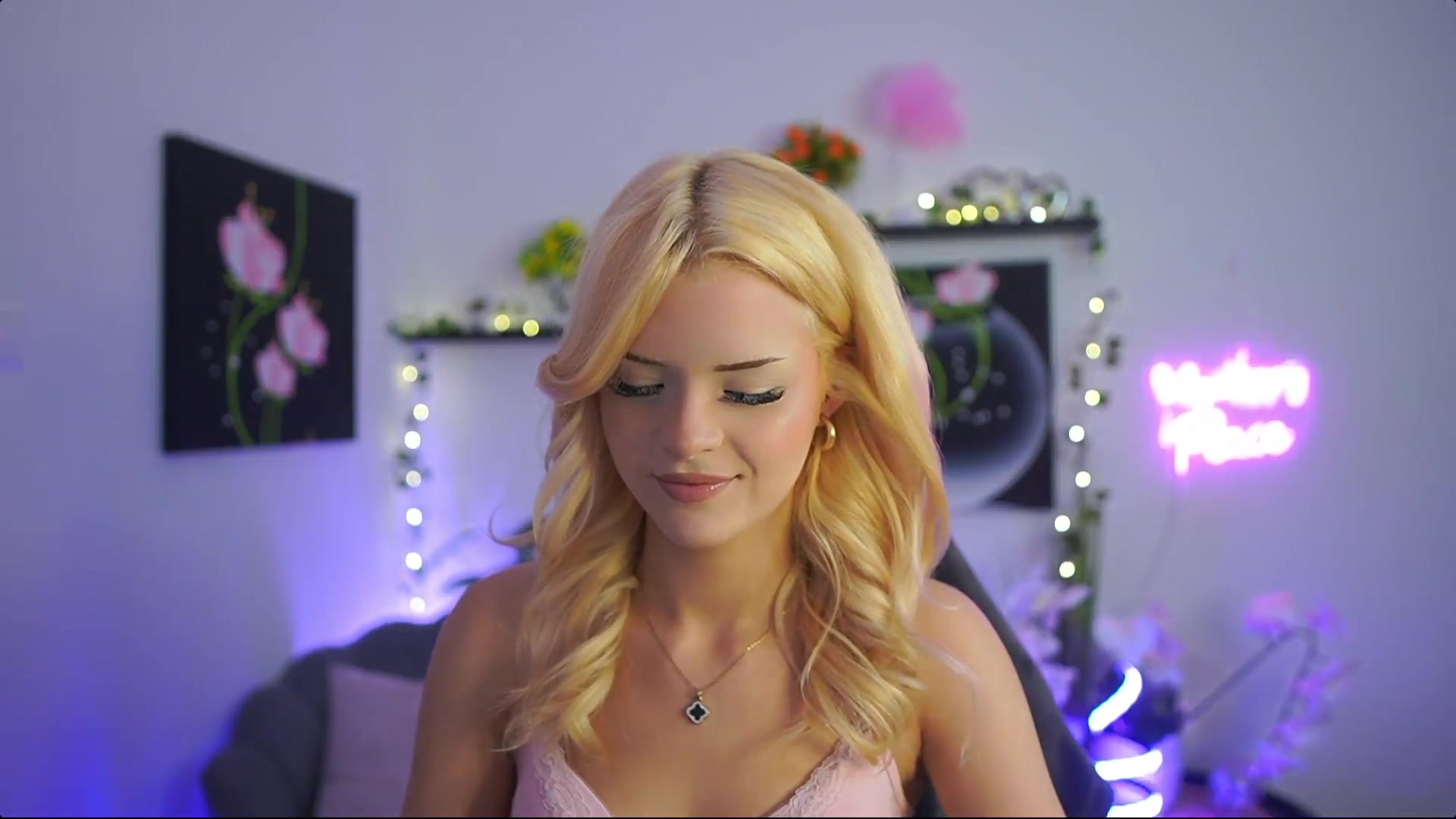 Gallery image thumbnail from Barbie_Bree's myfreecams stream on, 08/22/2026, 16:49 image 20 of 20