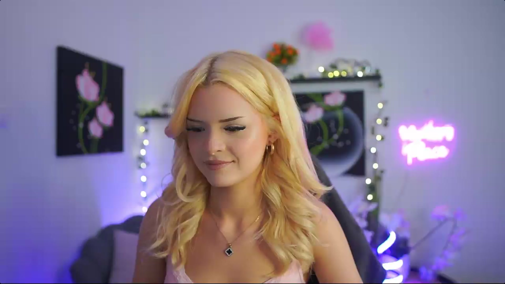 Gallery image thumbnail from Barbie_Bree's myfreecams stream on, 08/22/2026, 17:57 image 2 of 20