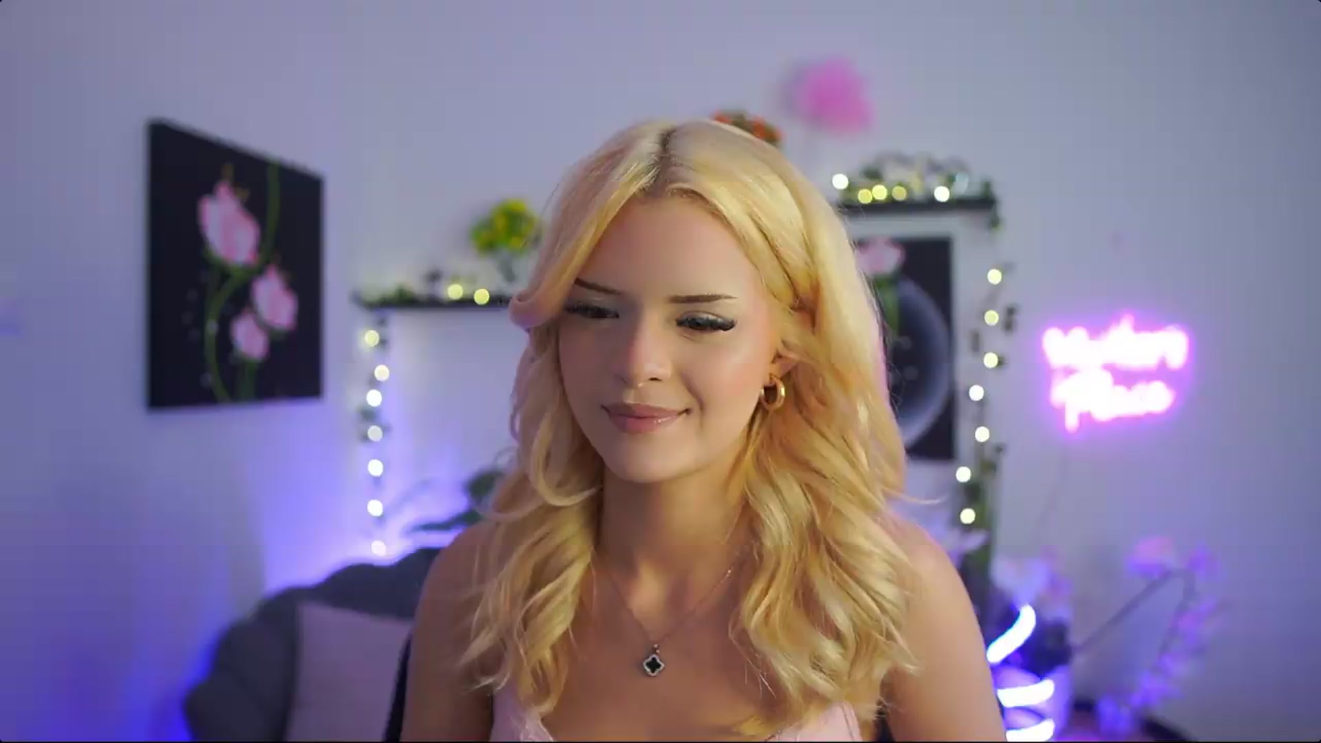 Gallery image thumbnail from Barbie_Bree's myfreecams stream on, 08/22/2026, 17:57 image 16 of 20