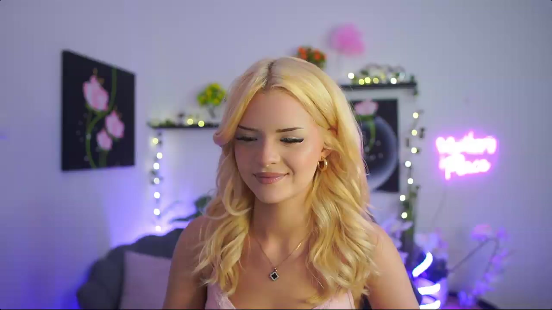 Gallery image thumbnail from Barbie_Bree's myfreecams stream on, 08/22/2026, 17:57 image 9 of 20