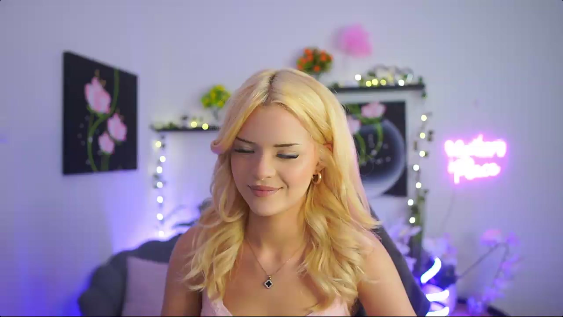 Gallery image thumbnail from Barbie_Bree's myfreecams stream on, 08/22/2026, 17:57 image 7 of 20