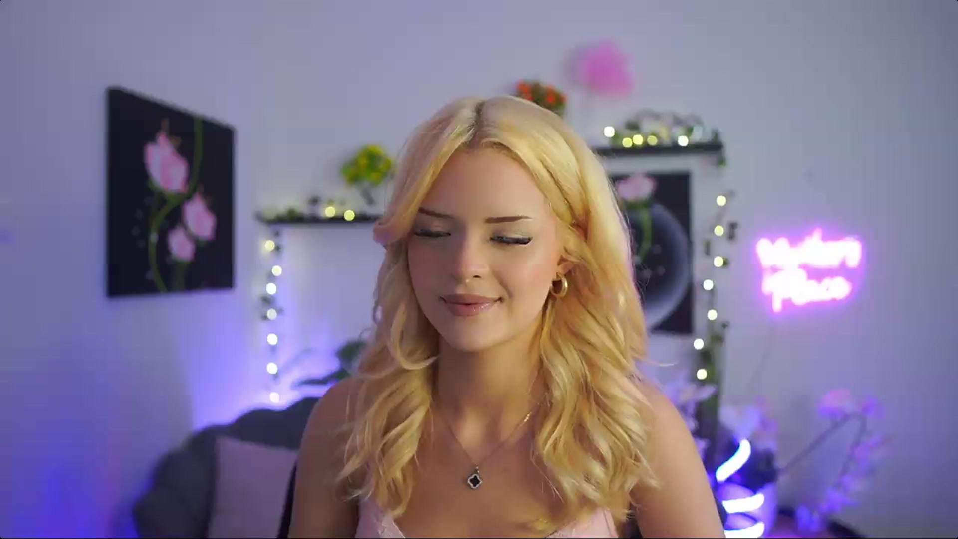 Gallery image thumbnail from Barbie_Bree's myfreecams stream on, 08/22/2026, 17:57 image 17 of 20