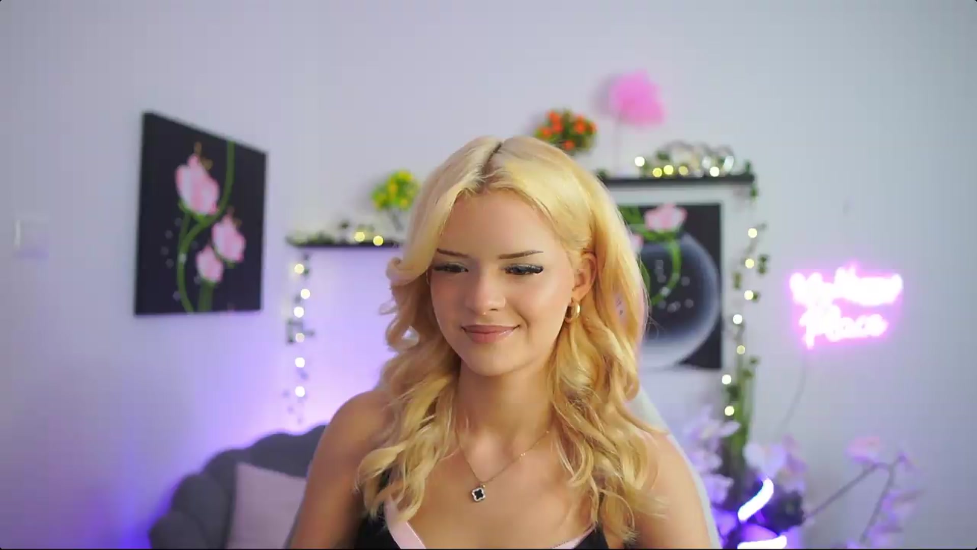 Gallery image thumbnail from Barbie_Bree's myfreecams stream on, 08/23/2026, 17:03 image 16 of 20
