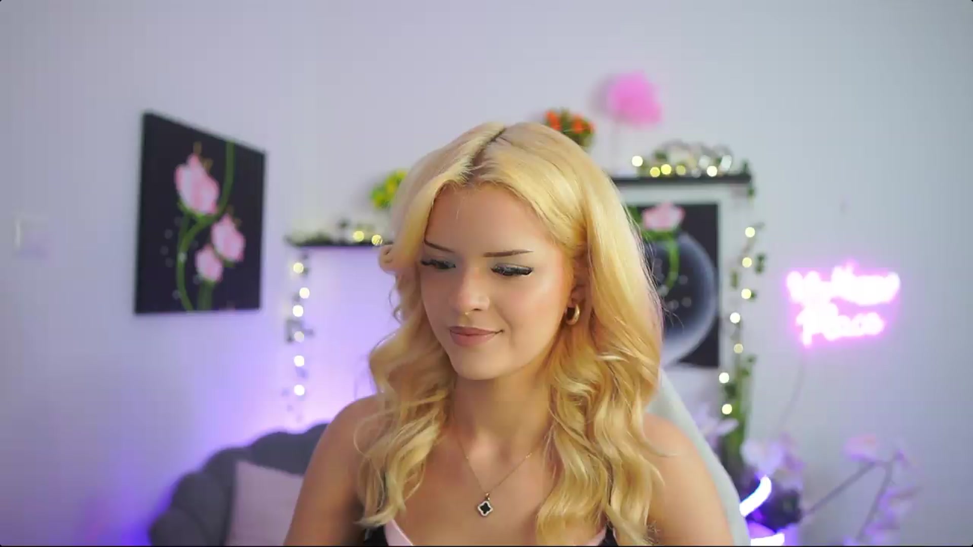 Gallery image thumbnail from Barbie_Bree's myfreecams stream on, 08/23/2026, 17:51 image 19 of 20