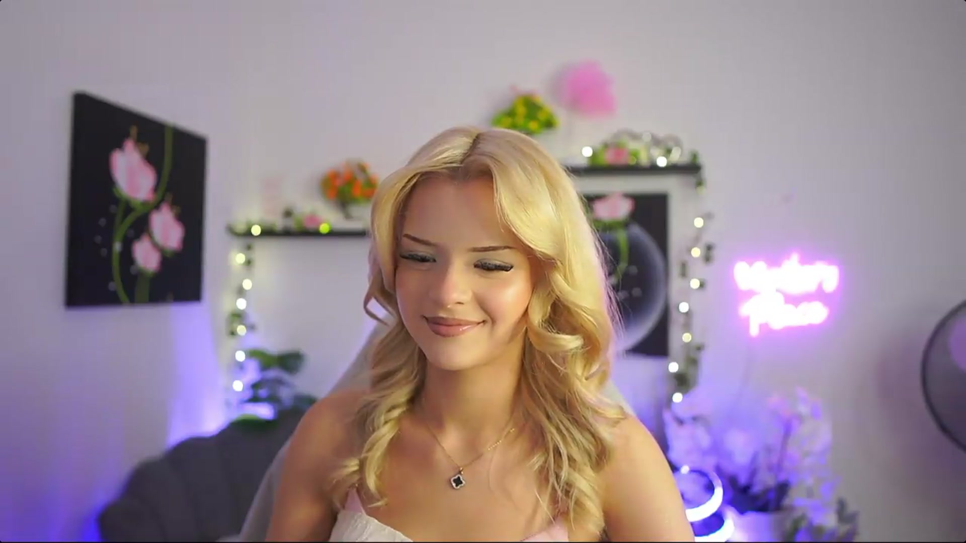 Gallery image thumbnail from Barbie_Bree's myfreecams stream on, 08/25/2026, 15:26 image 15 of 20