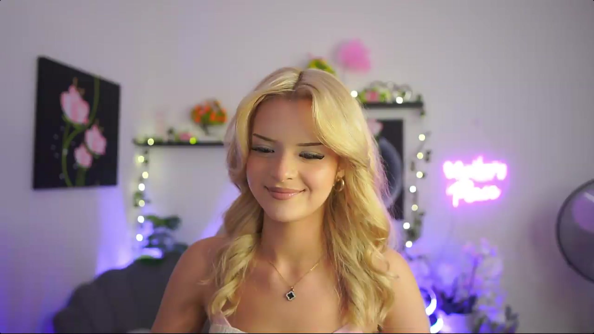 Gallery image thumbnail from Barbie_Bree's myfreecams stream on, 08/25/2026, 16:57 image 19 of 20