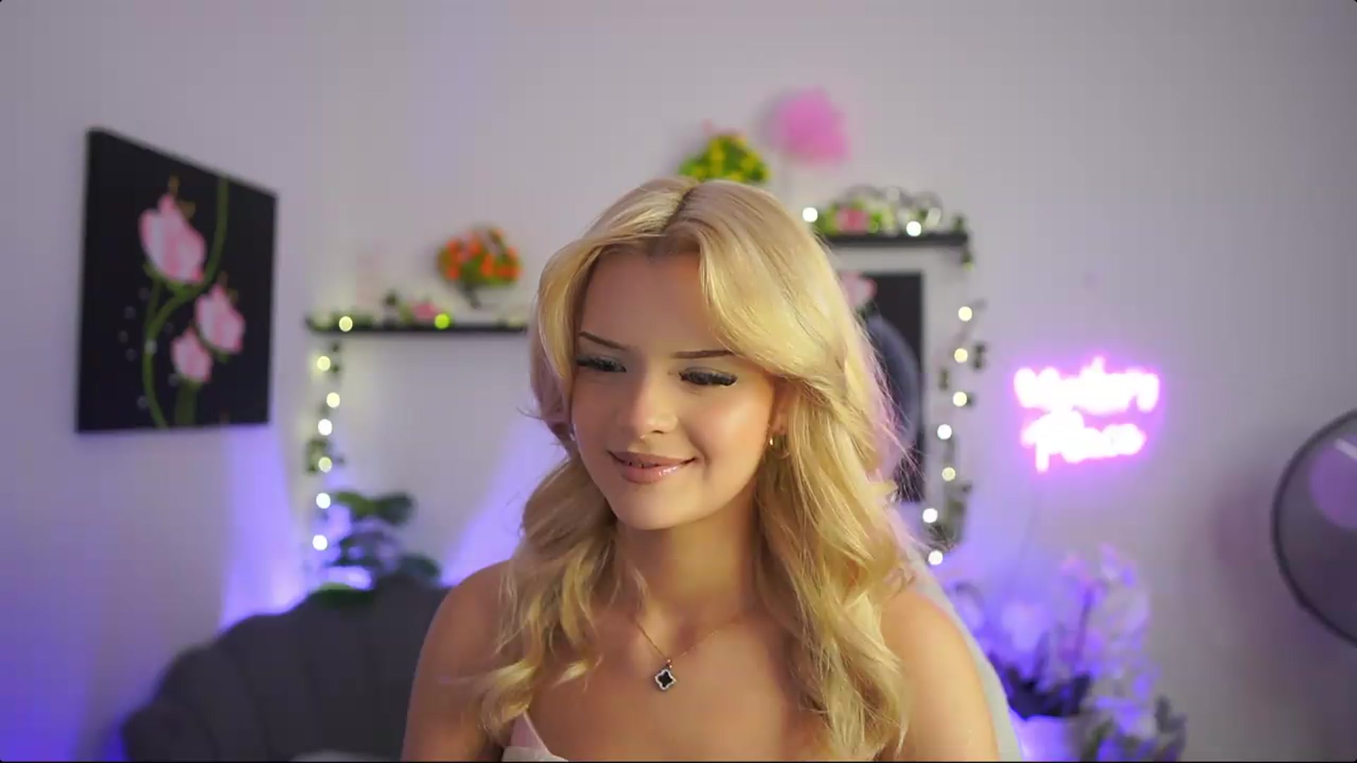 Gallery image thumbnail from Barbie_Bree's myfreecams stream on, 08/25/2026, 16:57 image 14 of 20