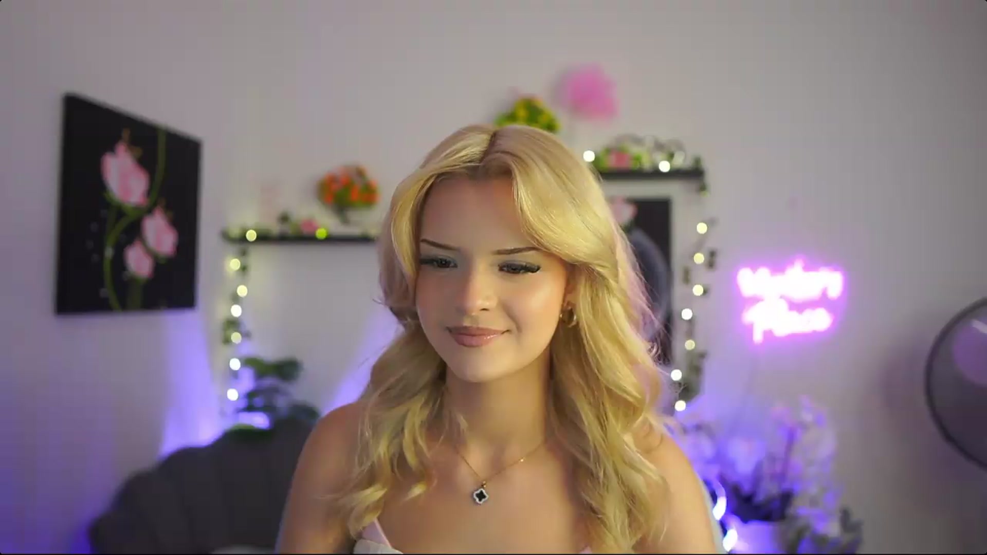 Gallery image thumbnail from Barbie_Bree's myfreecams stream on, 08/25/2026, 16:57 image 11 of 20