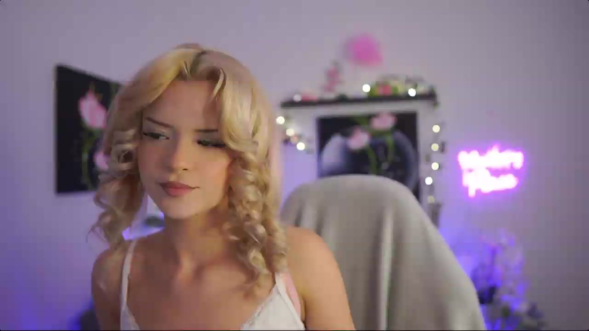 Gallery image thumbnail from Barbie_Bree's myfreecams stream on, 08/28/2026, 15:19 image 2 of 20