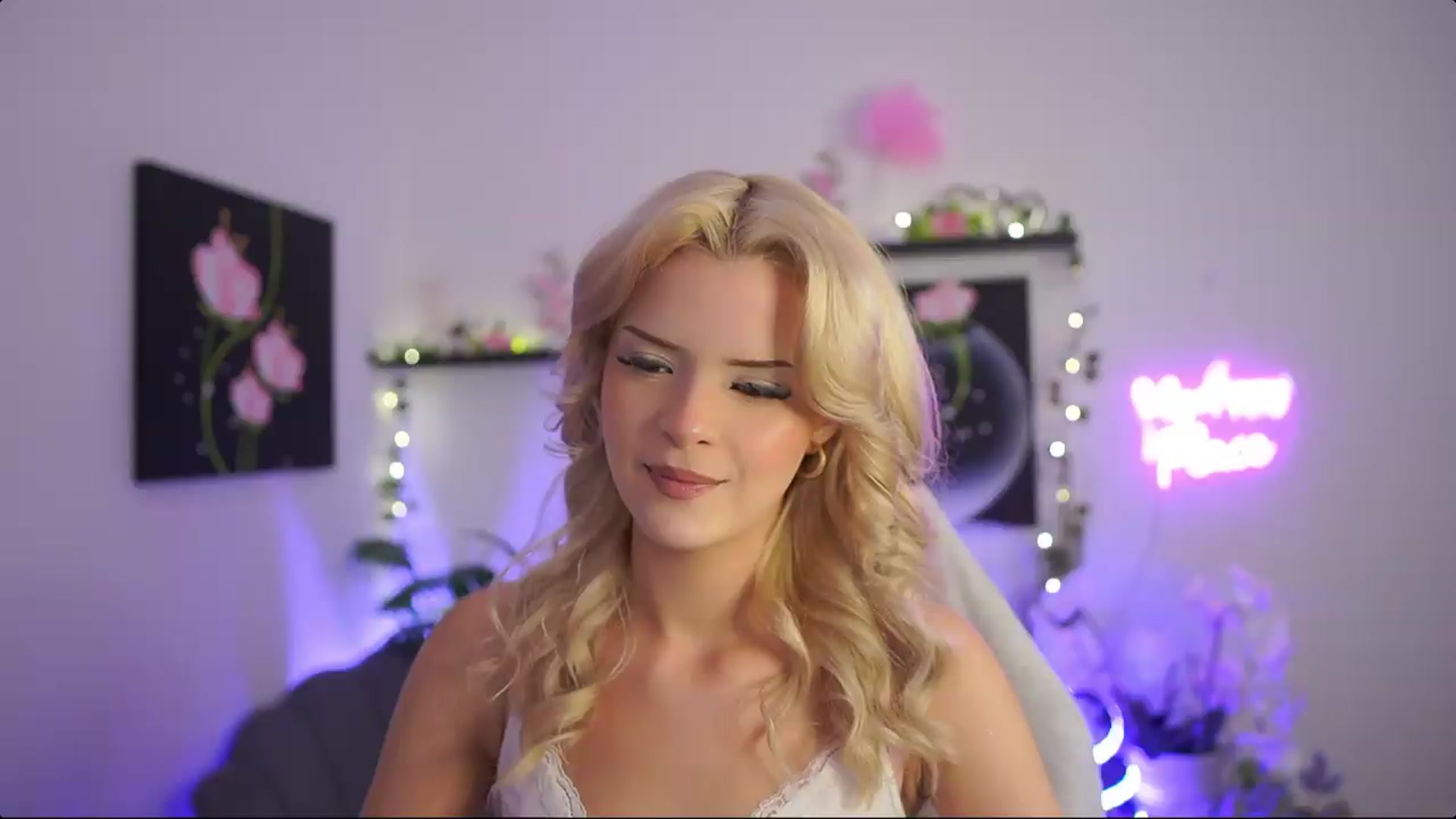 Gallery image thumbnail from Barbie_Bree's myfreecams stream on, 08/28/2026, 17:48 image 16 of 20