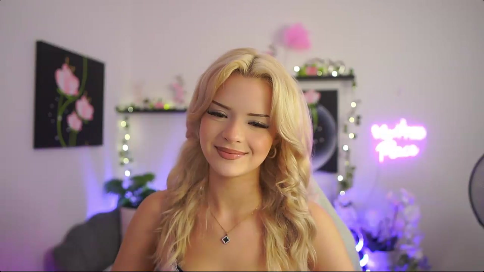 Gallery image thumbnail from Barbie_Bree's myfreecams stream on, 08/29/2026, 14:19 image 10 of 20