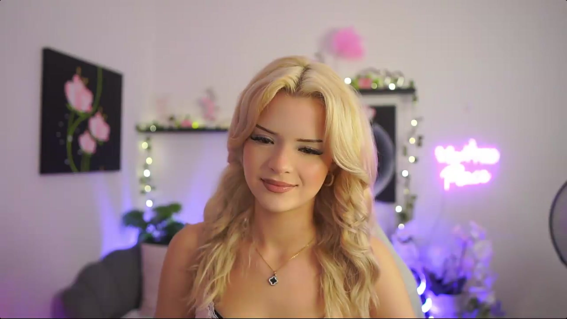 Gallery image thumbnail from Barbie_Bree's myfreecams stream on, 08/29/2026, 14:19 image 11 of 20