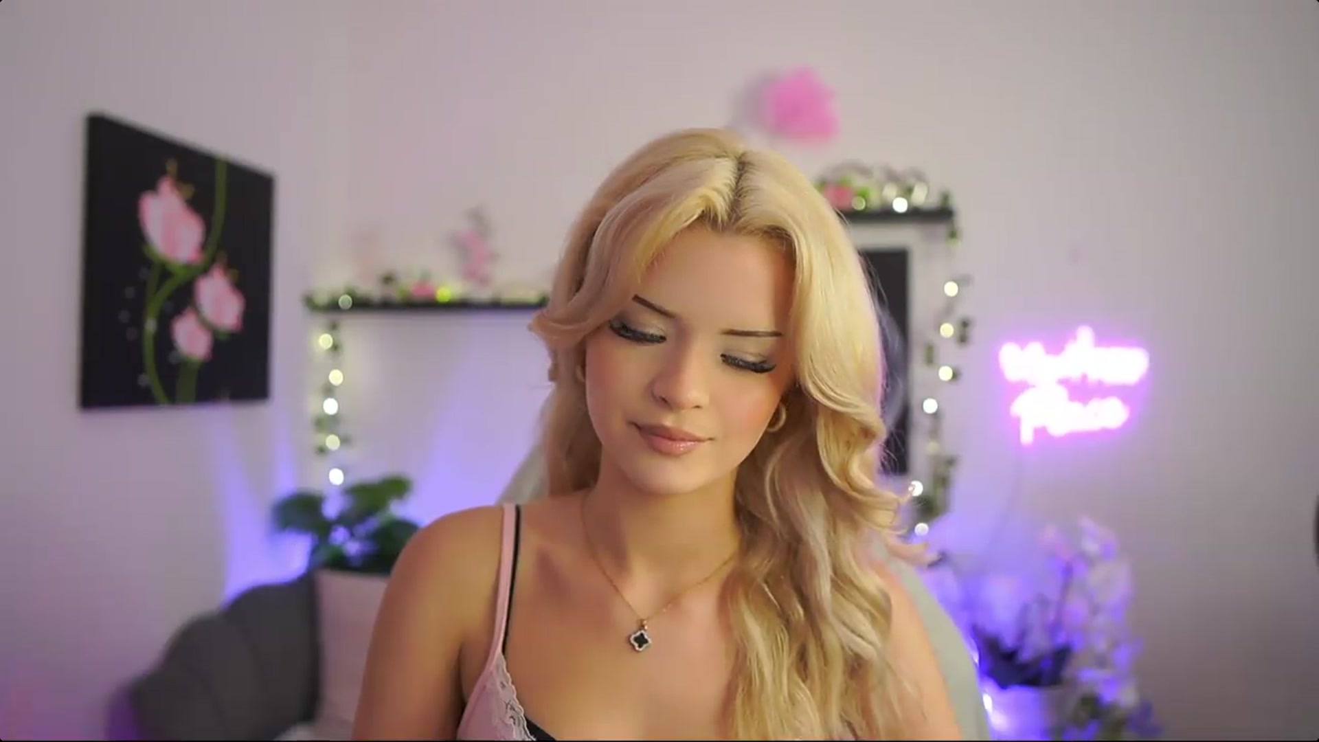 Gallery image thumbnail from Barbie_Bree's myfreecams stream on, 08/29/2026, 15:41 image 5 of 20
