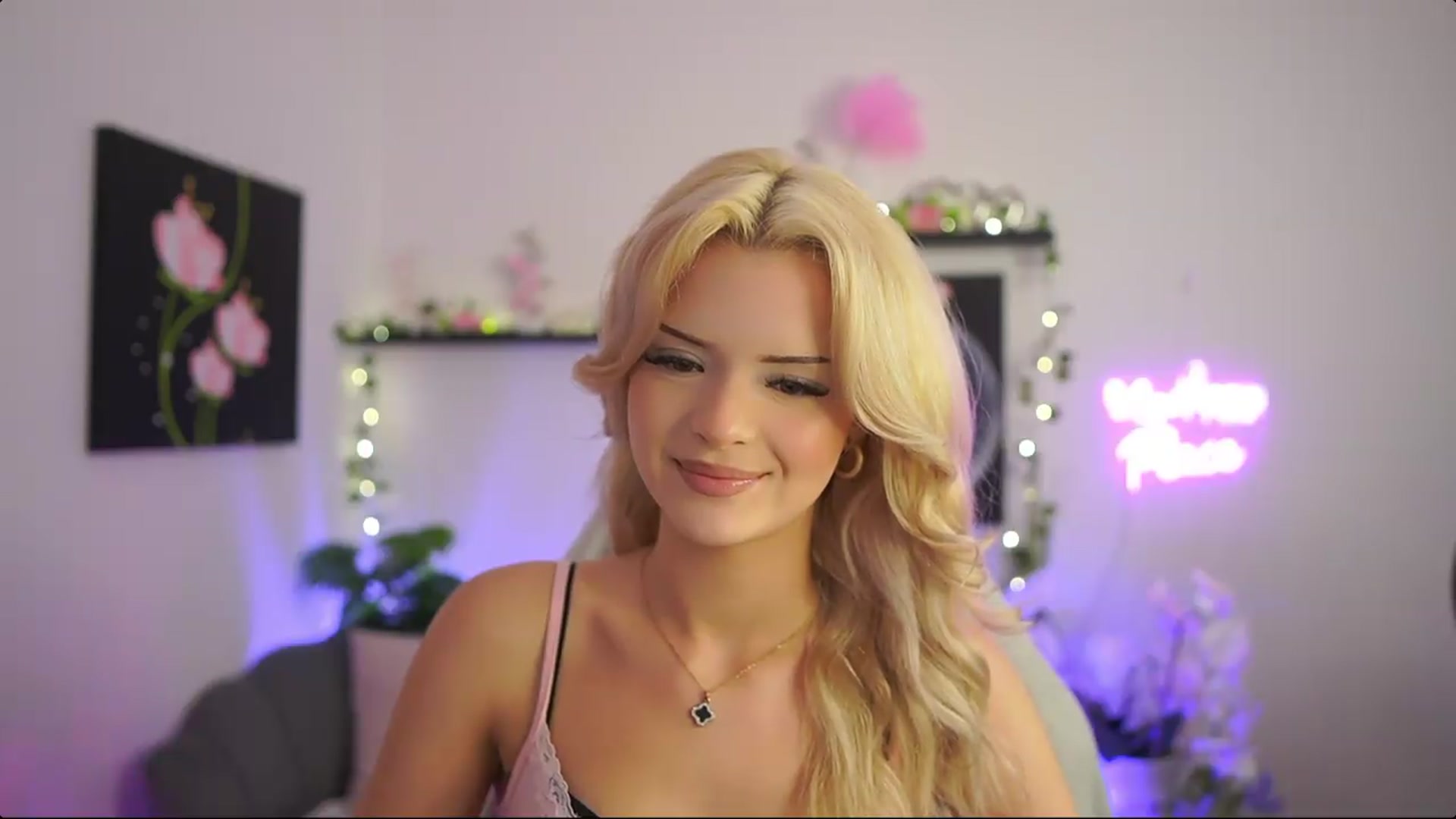 Gallery image thumbnail from Barbie_Bree's myfreecams stream on, 08/29/2026, 15:41 image 6 of 20