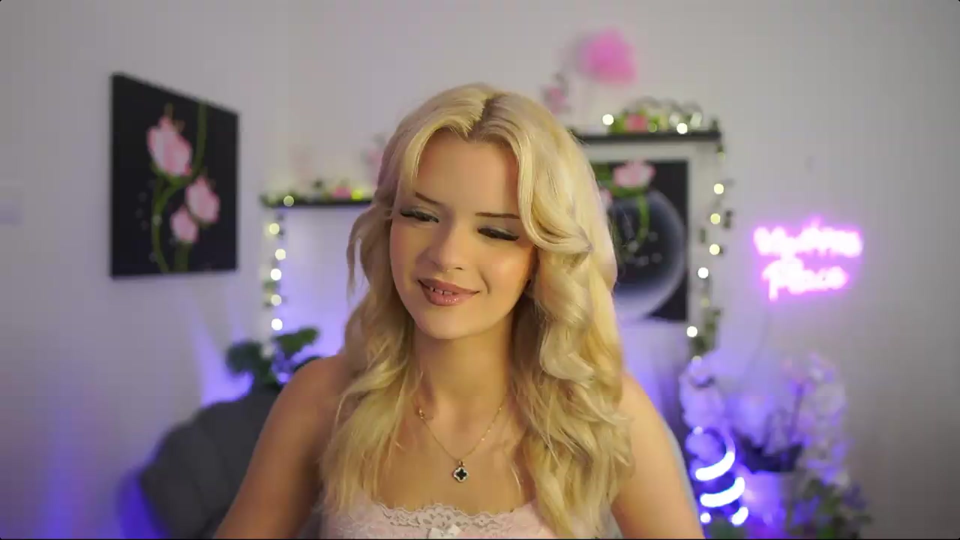 Gallery image thumbnail from Barbie_Bree's myfreecams stream on, 08/30/2026, 13:59 image 14 of 20