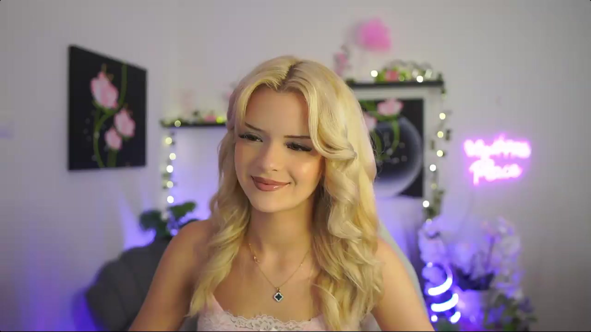 Gallery image thumbnail from Barbie_Bree's myfreecams stream on, 08/30/2026, 13:59 image 15 of 20